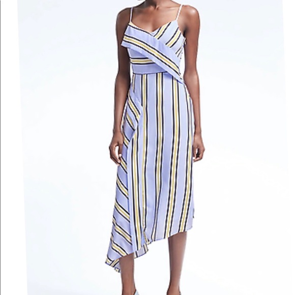 white maxi dress with sleeves